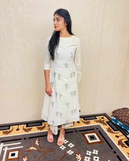 White Cotton 3-Piece Embroidered Ethnic Set EC055