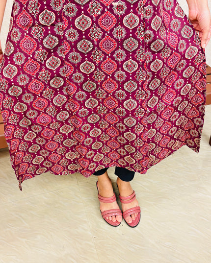 Printed Cotton A-Line Kurti with Pin Tuck Yoke – EC073