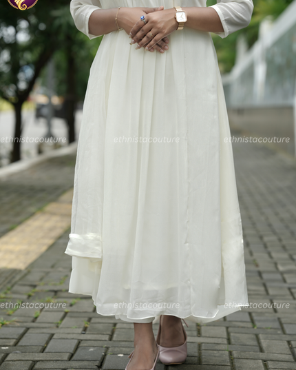 EC147 – Off-White Georgette Kurti Set with Premium Net Dupatta
