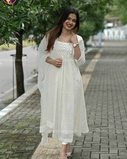EC147 – Off-White Georgette Kurti Set with Premium Net Dupatta