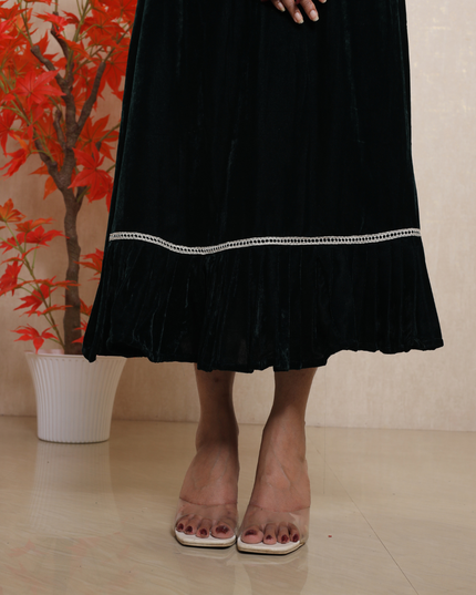 Premium Soft Velvet Christmas Dress – Red & Green  (EC084)