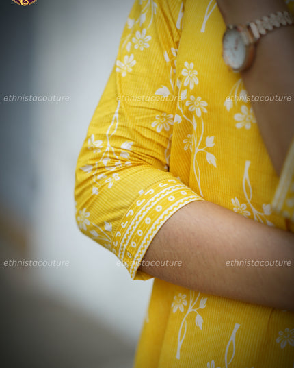 EC132 – Sunshine Bloom Cotton Kurti Set – Graceful Comfort in Every Step ☀️🌼