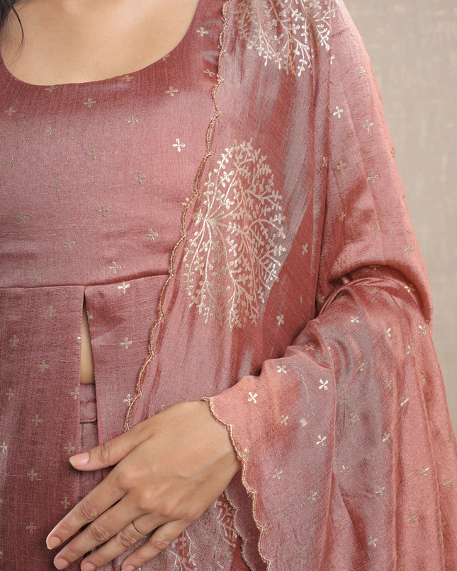EC076 – Vichithra Foil Silk Festive Kurti Set