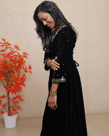 EC085 – Black Velvet Kurti Set with Hand-Embroidered Neckline & Tie-Up Back