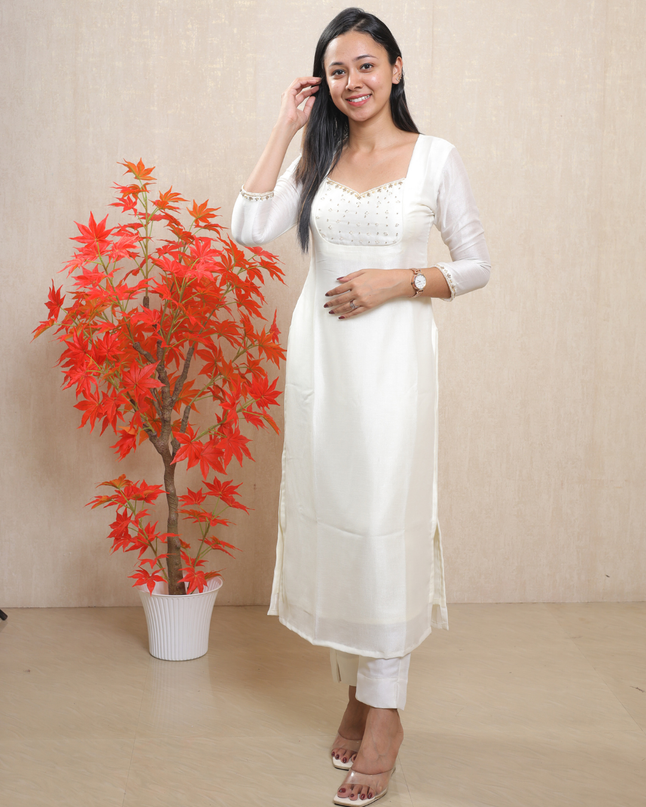 Off White Vichithra Silk Kurti Set with Handworked Yoke – EC086