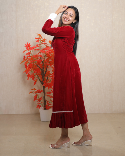 Premium Soft Velvet Christmas Dress – Red & Green  (EC084)