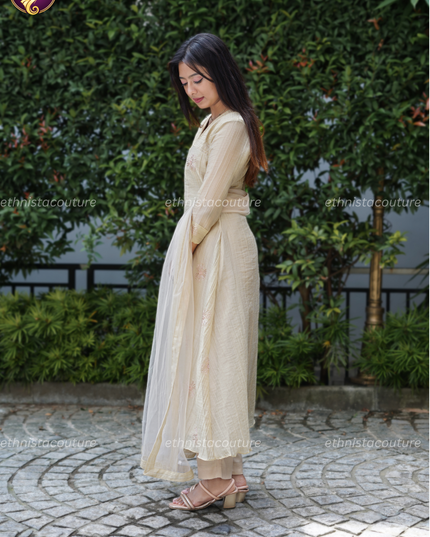 EC140-Golden Grace Aariwork Kurti Set – Timeless Elegance in Every Detail ✨💛