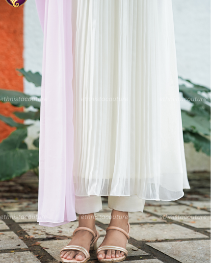 EC143 – Off-White Star Georgette Pleated Kurti Set with Heavy Aariwork & Soft Georgette Dupatta ⭐