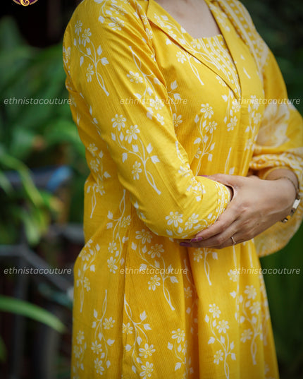 EC132 – Sunshine Bloom Cotton Kurti Set – Graceful Comfort in Every Step ☀️🌼