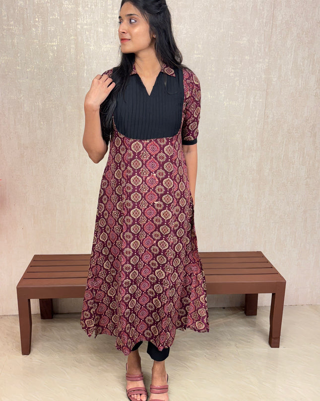 Printed Cotton A-Line Kurti with Pin Tuck Yoke – EC073