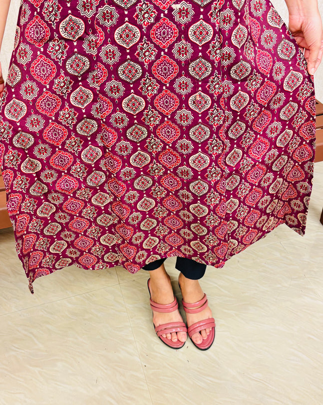 Printed Cotton A-Line Kurti with Pin Tuck Yoke – EC073
