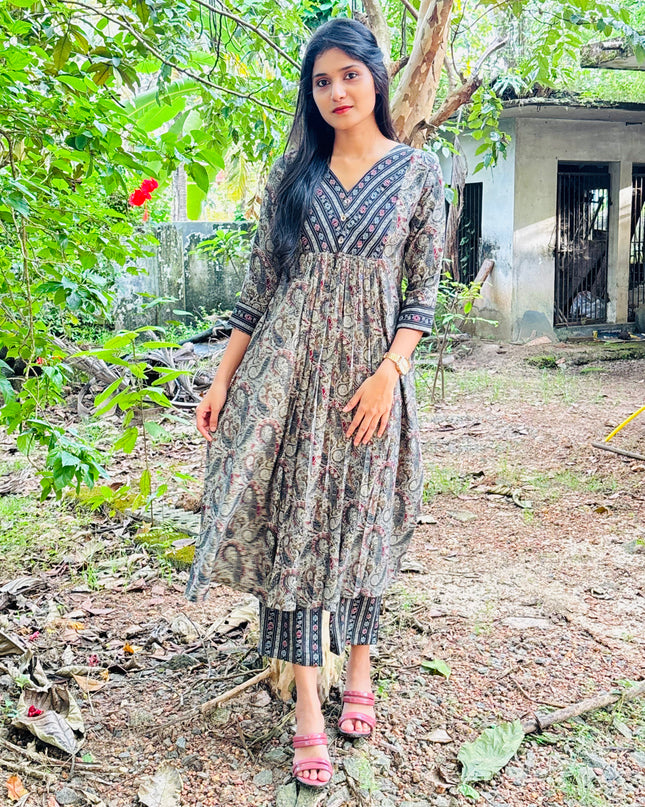 Paisley Printed Super Rayon Kurta Set with Pencil Bottom – EC06