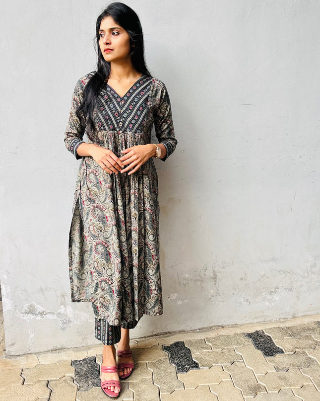 Paisley Printed Super Rayon Kurta Set with Pencil Bottom – EC06
