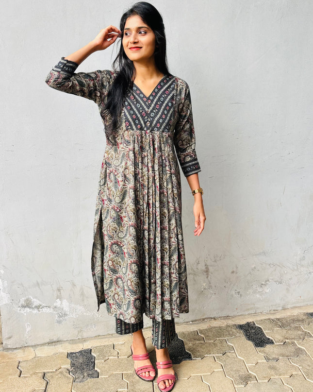 Paisley Printed Super Rayon Kurta Set with Pencil Bottom – EC06