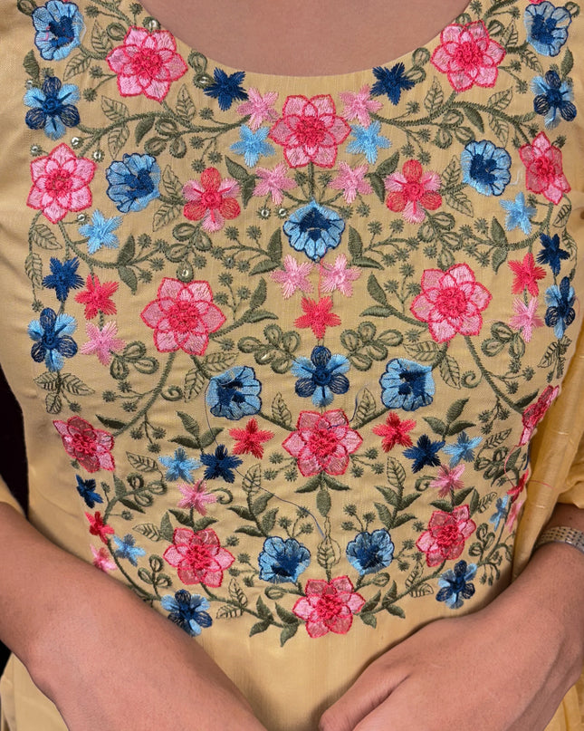 Cotton Slub Kurti Set with Embroidery EC038