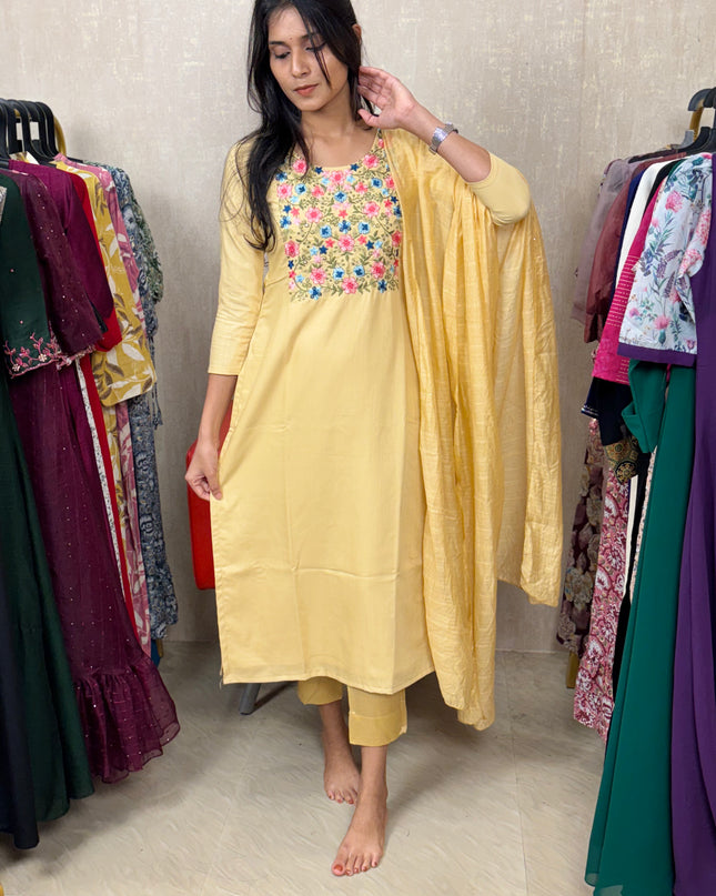 Cotton Slub Kurti Set with Embroidery EC038