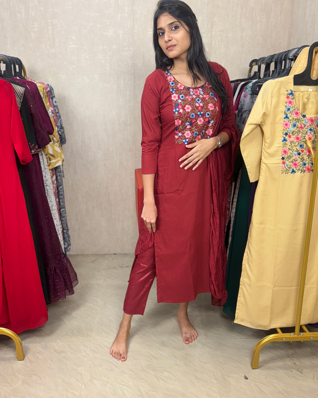 Cotton Slub Kurti Set with Embroidery EC038