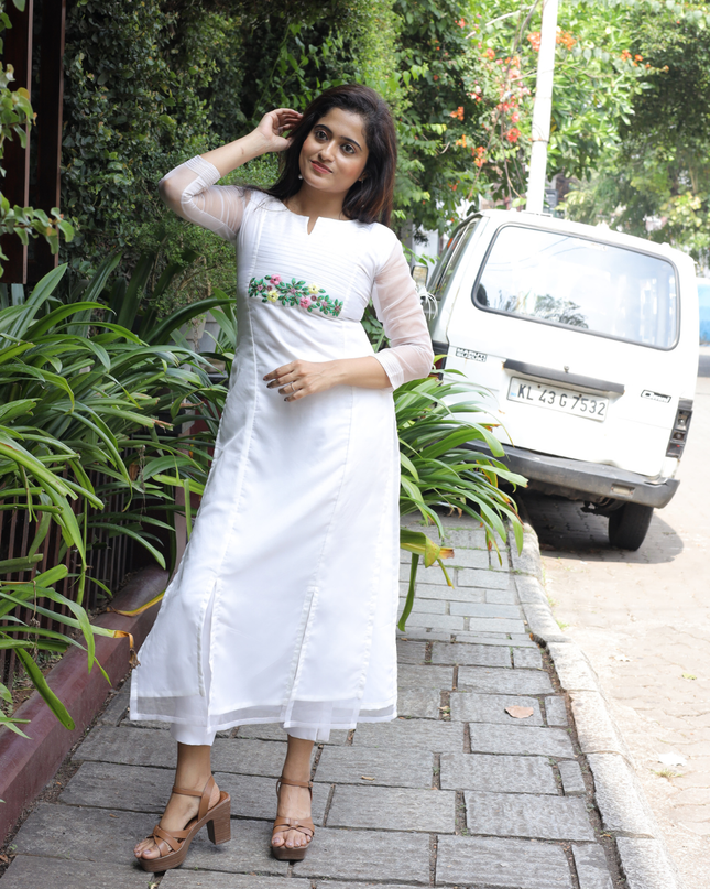 Pure White Soft Organza Kurti Set with Embroidered Yoke – EC088