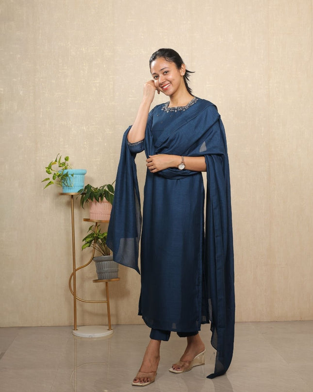 Vichithra Silk Slit Kurti Set - EC109