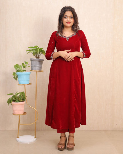 Soft Velvet Kurti Set – Handworked Neck & Sleeve Detailing | EC091