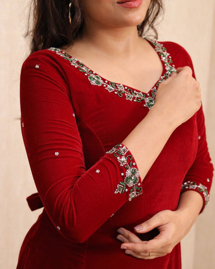 Soft Velvet Kurti Set – Handworked Neck & Sleeve Detailing | EC091