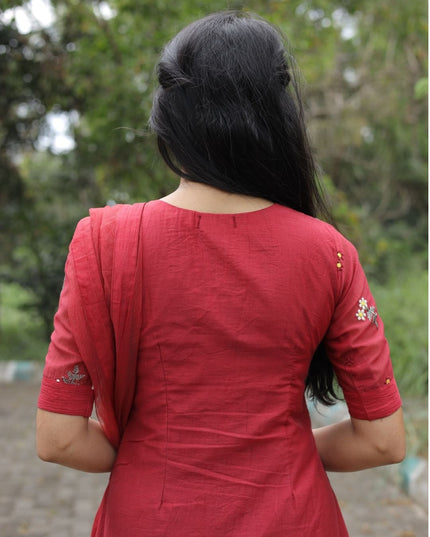 Mul Chanderi Embroidered Gown Set-EC108