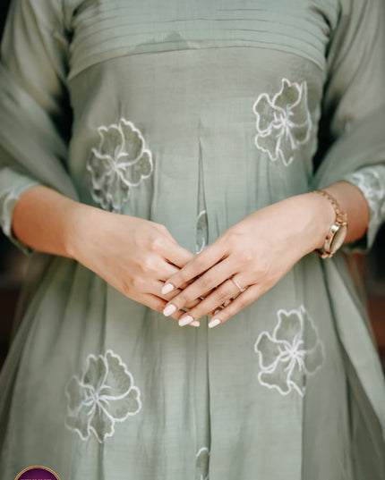 EC122  - Pastel Green Mul Chanderi Embroidered Kurti Set.