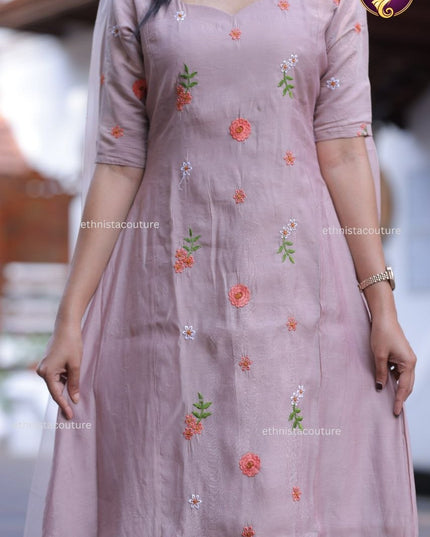 EC128 Peach Mul Chanderi Set – Soft Elegance ❤️